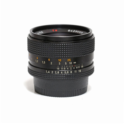 Carl Zeiss Planar 50/1,4 T* C/Y
