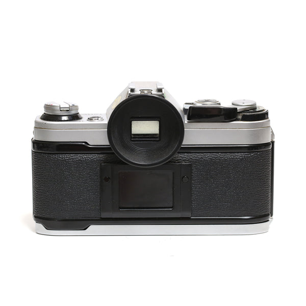 Canon AE-1 + FD 50mm f1.8