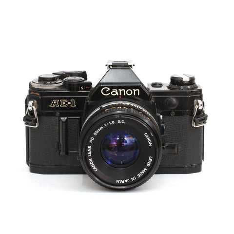 Canon AE-1 black + FD 50/1.8