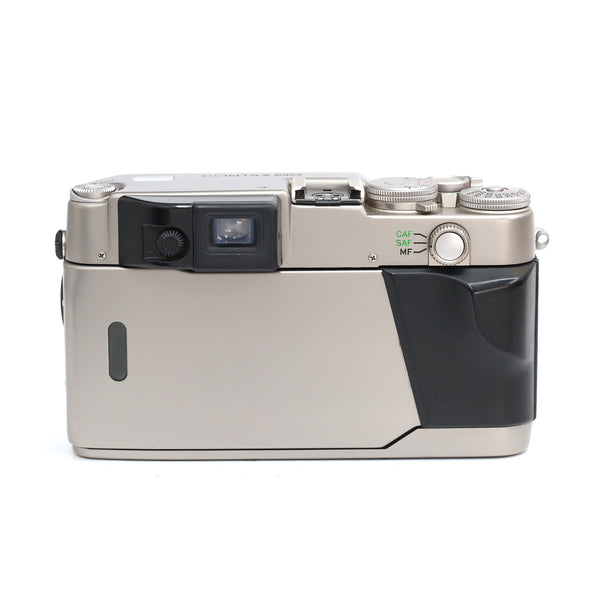 Contax G2 + Planar 35/2