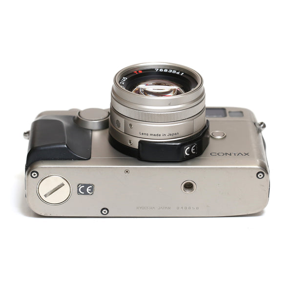 Contax G2 kit (Hus,28mm,45mm,blixt TLA200, tillbehör)