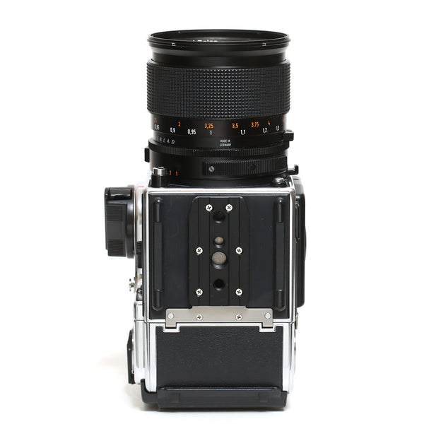 Hasselblad 201F + Planar FE 110mm f2 + A12