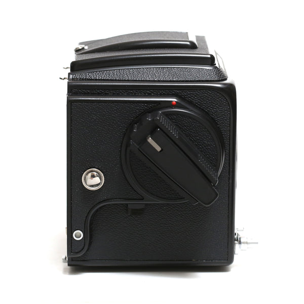 Hasselblad 500 c/m + A12 svart + Acute Matte skiva 42165 (MINT/SER OANVÄNT UT)