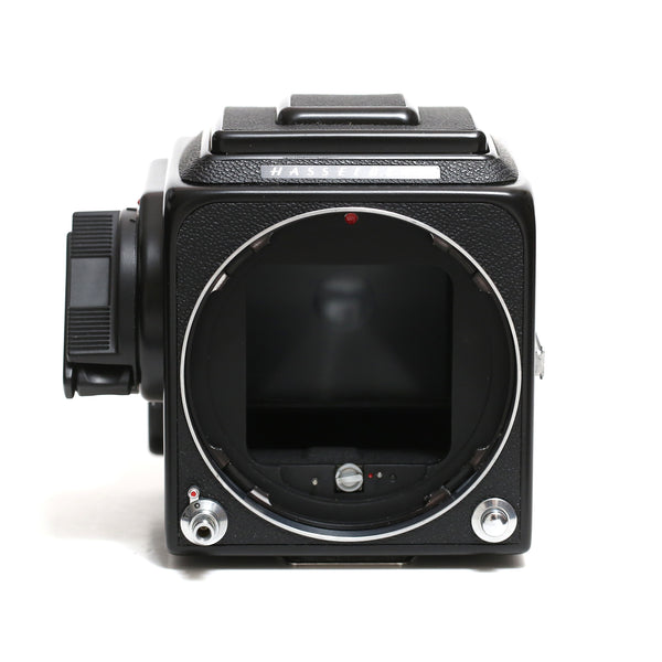 Hasselblad 500 c/m + A12 svart + Acute Matte skiva 42165 (MINT/SER OANVÄNT UT)