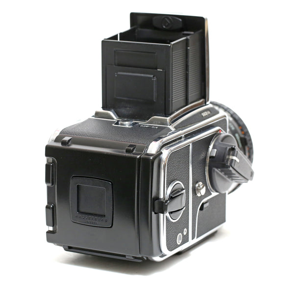 Hasselblad 503CW + Planar CFE 80mm f2.8 T* + A12