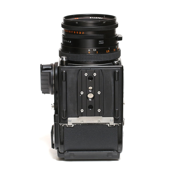 Hasselblad 503CW Svart + CF 80mm f2.8 + A12 magasin