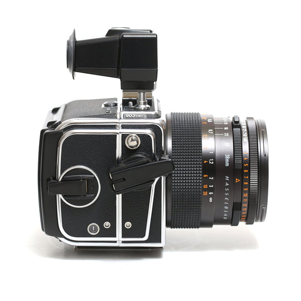 Hasselblad 903 SWC + sökare + A12 (Ver. IV) + mattskiveadapter