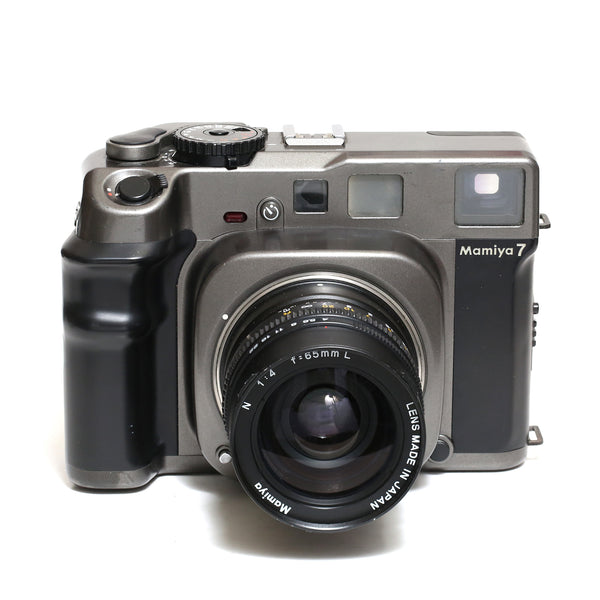 Mamiya 7 + 65mm f4