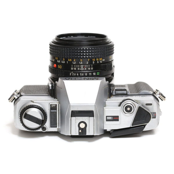 Minolta X-300 + MD 50mm f2