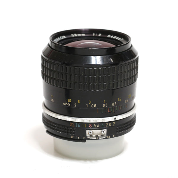 Nikkor 28mm f2 Ai