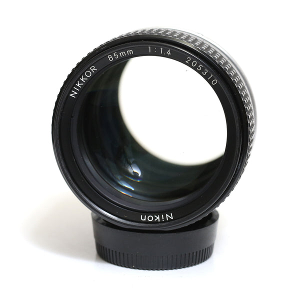 Nikkor 85mm f1.4 Ais