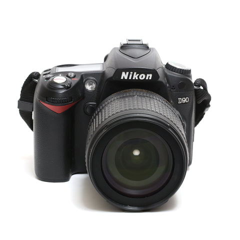 Nikon D90 + AF-S 18-105 zoom