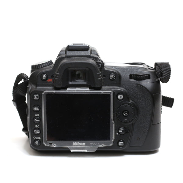 Nikon D90 + AF-S 18-105 zoom