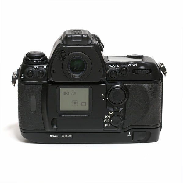 Nikon F6 (Toppskick)!