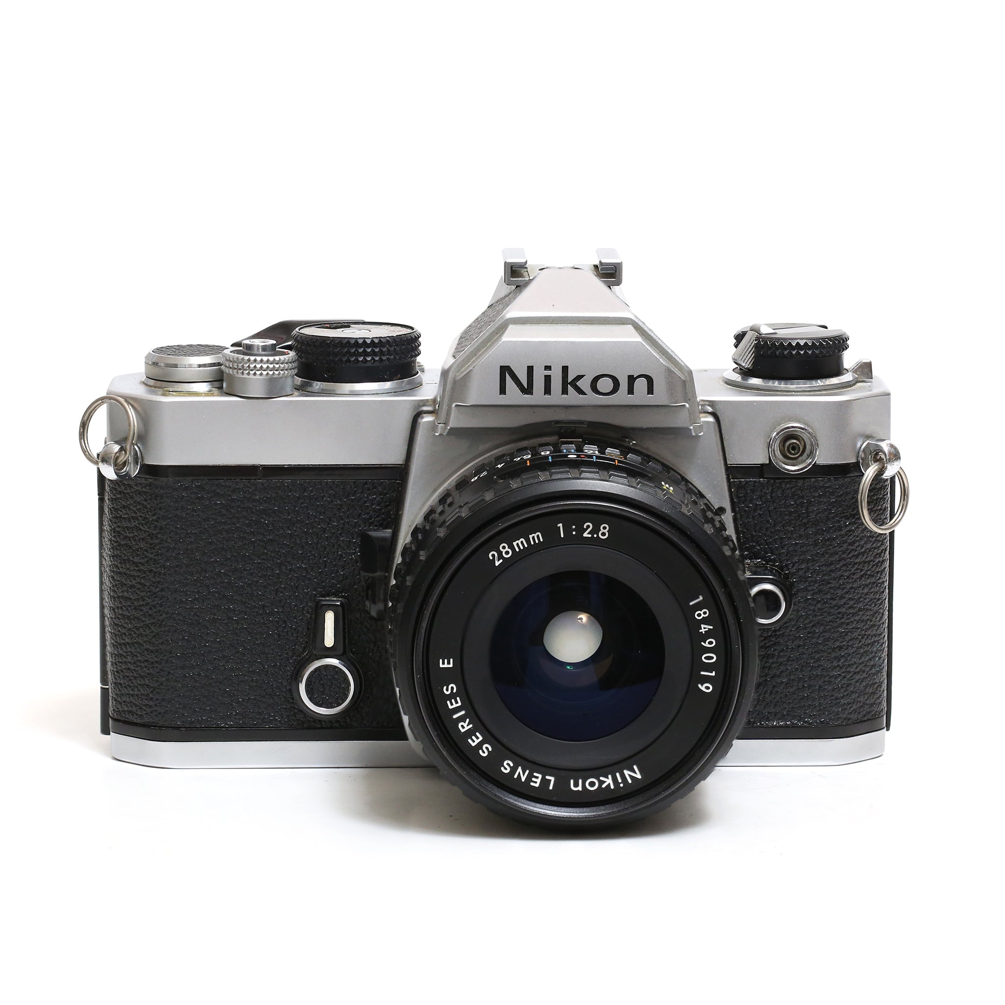 Nikon FM + Nikon Serie-E 28mm f2.8