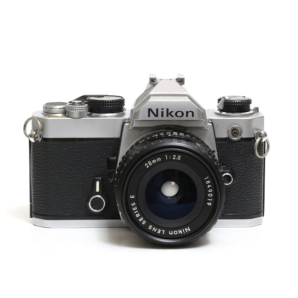 Nikon FM + Nikon Serie-E 28mm f2.8