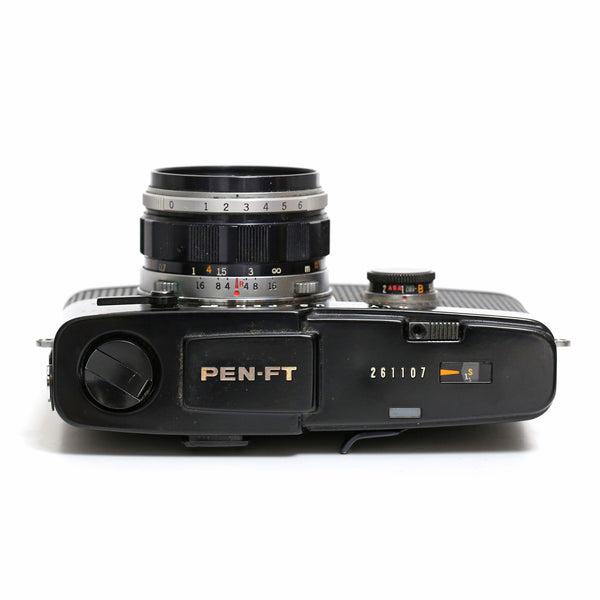 Olympus Pen FT svart + 38mm f1.8 Halvformat