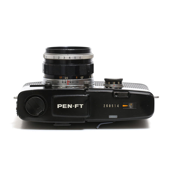 Olympus Pen FT svart + 38mm f1.8 Halvformat