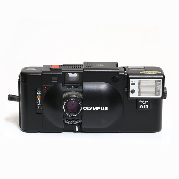 Olympus XA + A11 blixt