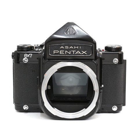 Pentax 6x7 + pentaprism (prism without light meter)