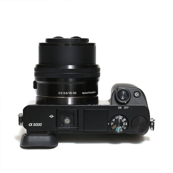 Sony A6000 + 2 st zoomobjektiv
